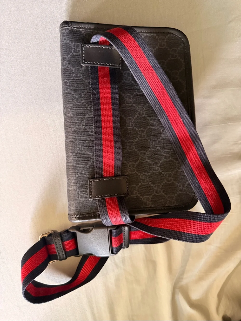 Gucci Crossbody bag